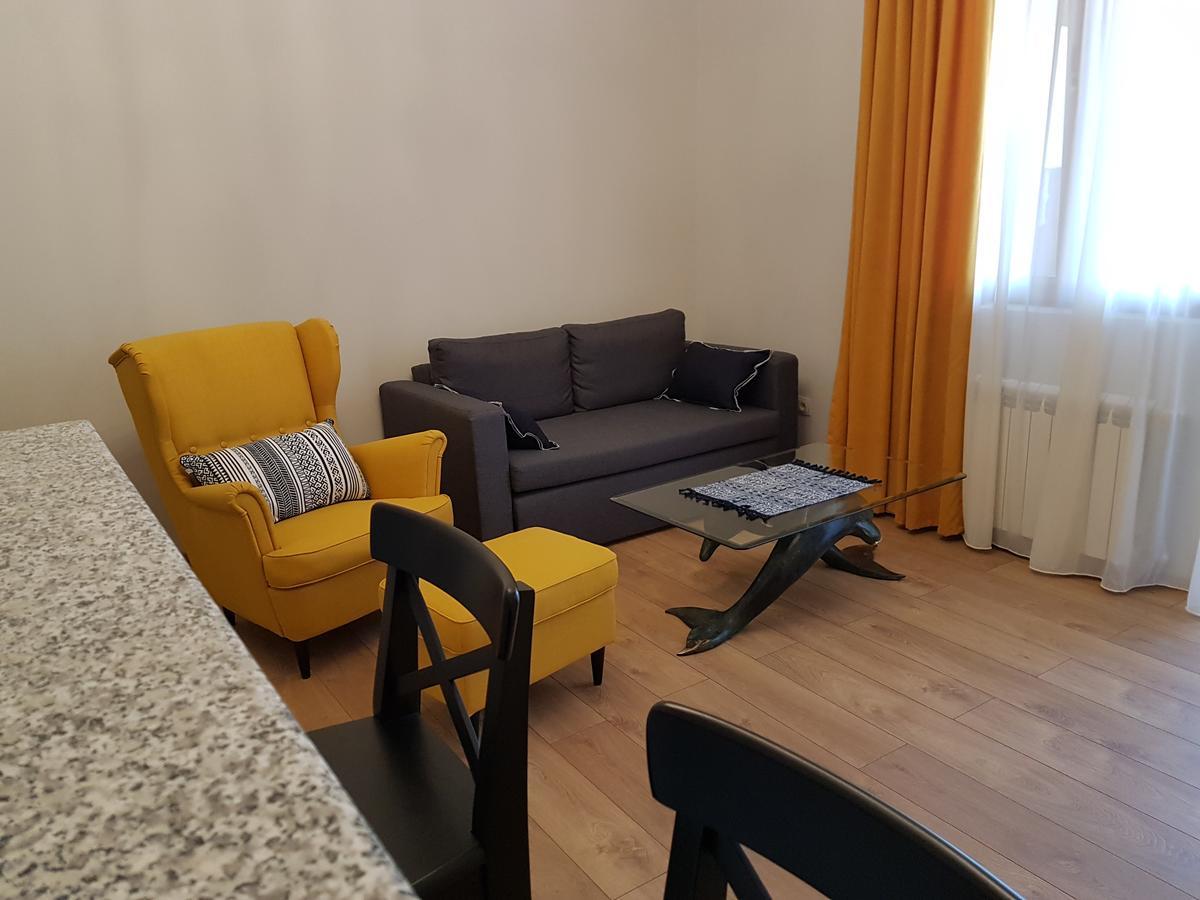 The Starry Night Apartment Batumi Eksteriør bilde
